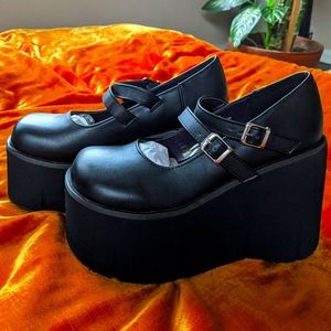 BRAND NEW! Demonia Dollhaus Mary Jane Platform